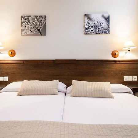Apartamentos Aldea Del Puente Onís エクステリア 写真